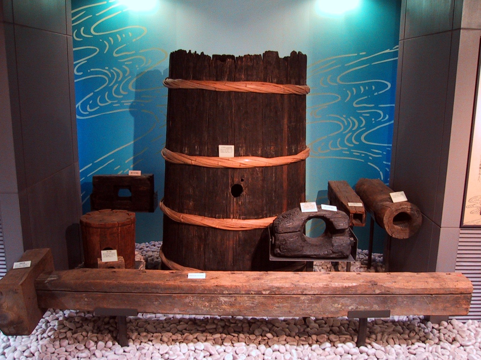 Replica of an underground Edo-period water-supply well displayed at the Tokyo Waterworks Historical Museum