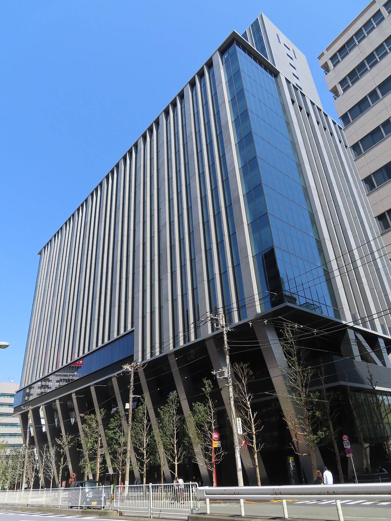 Gotanda JP Building on the former Yu-Port site, representing recent redevelopment