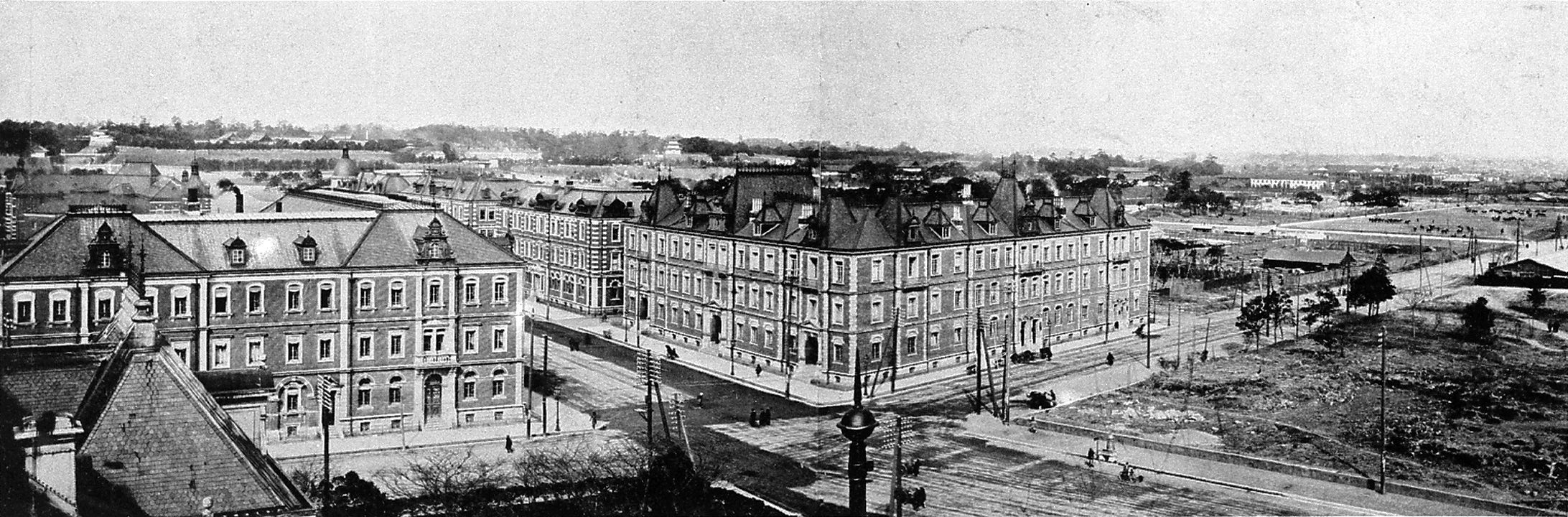 Panoramic view of Marunouchi in 1911 showing early Mitsubishi office buildings