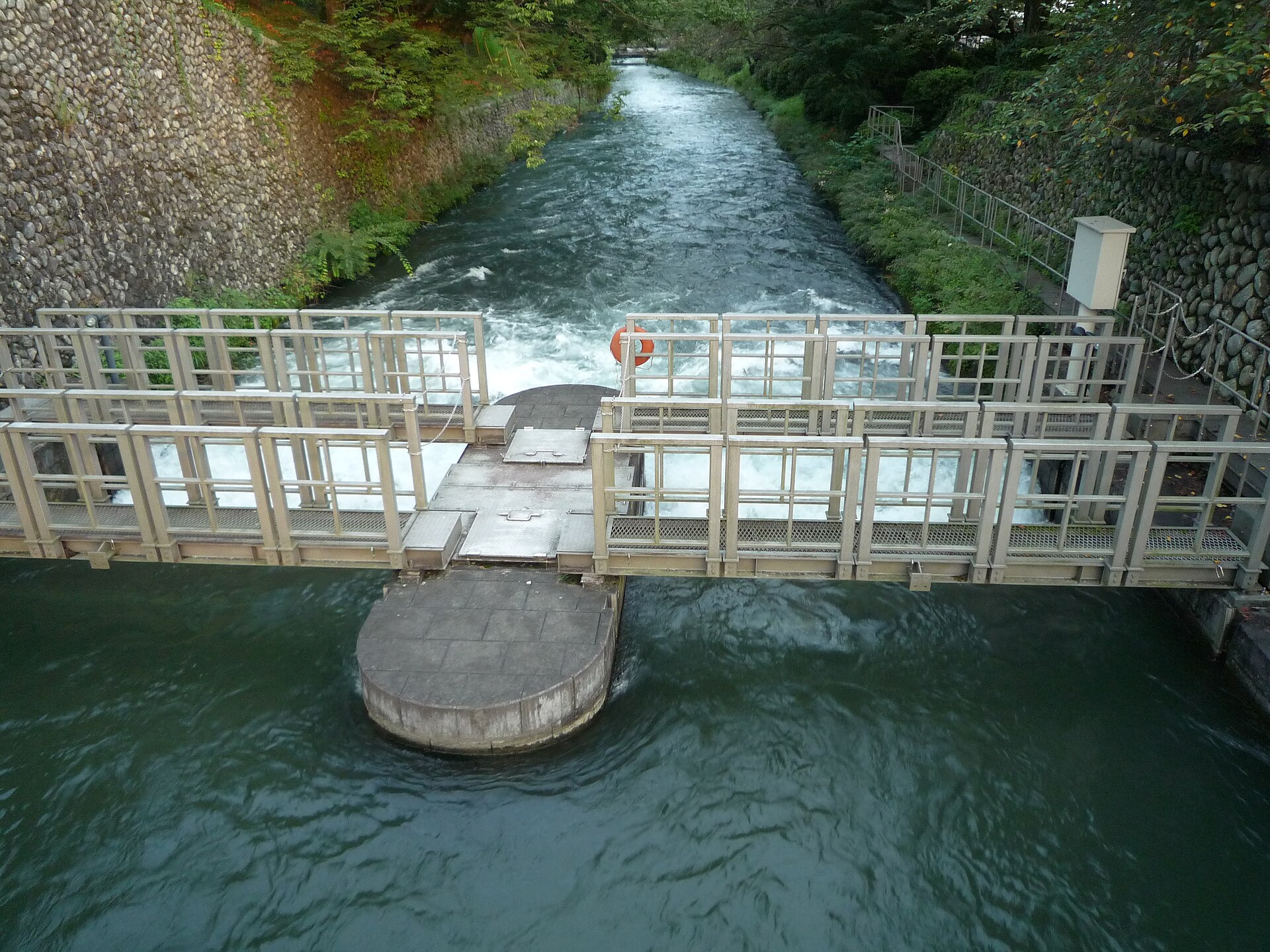Tamagawa Josui canal immediately below Hamura Intake Weir in western Tokyo
