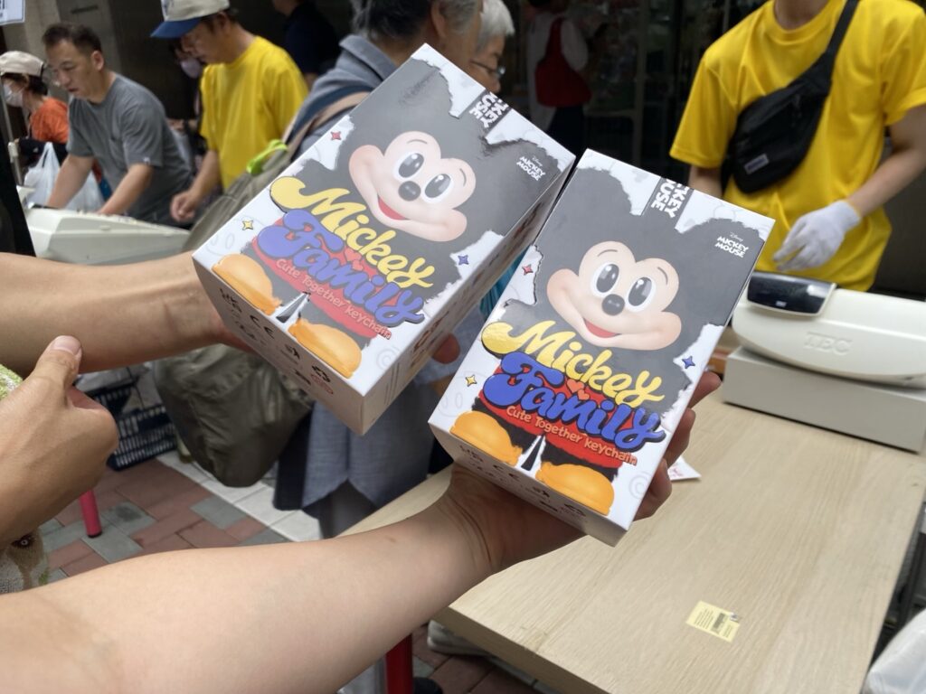 大江戸問屋祭りで購入したミッキーファミリーのキーチェーン商品