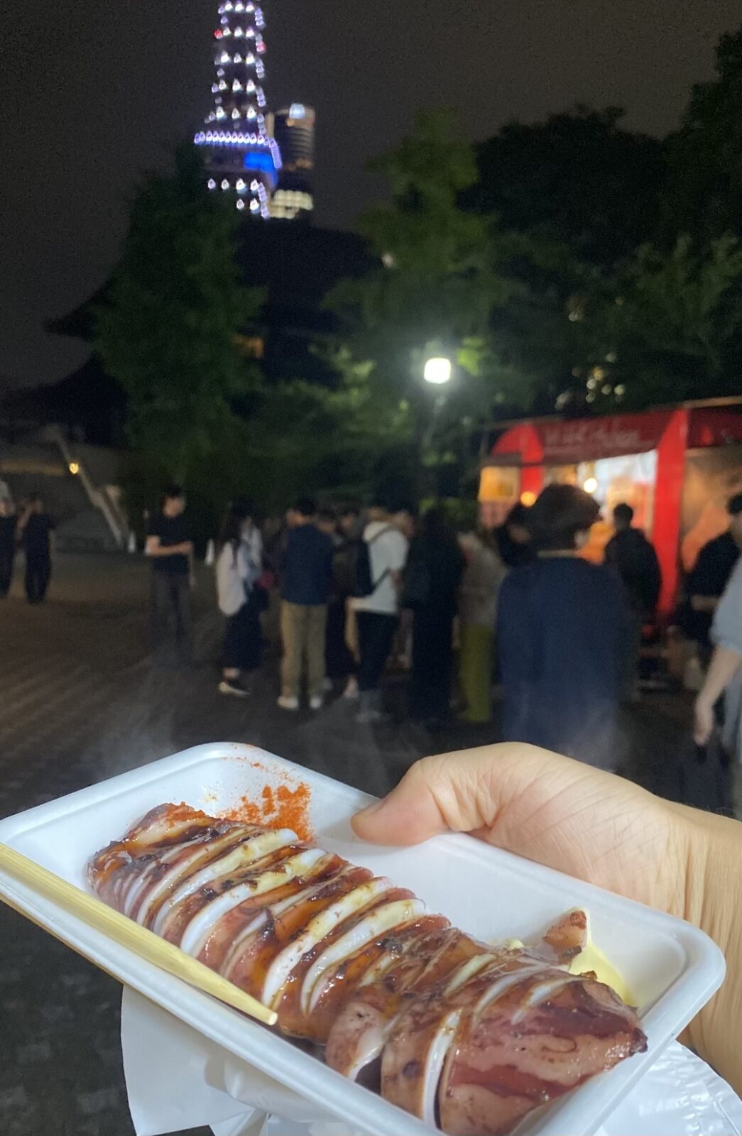 増上寺七夕祭りのキッチンカーで購入した焼きイカ