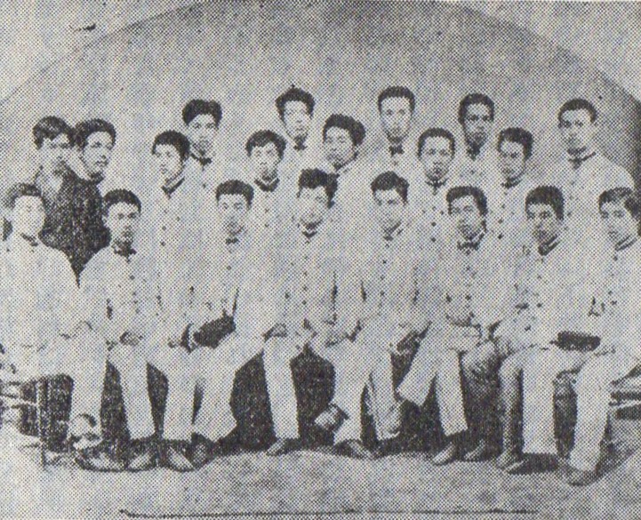 1878年の札幌バンドの集合写真