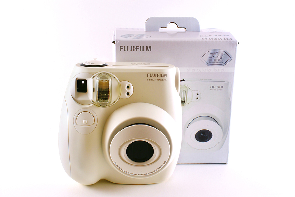 富士フイルムinstax mini 7Sインスタントカメラ