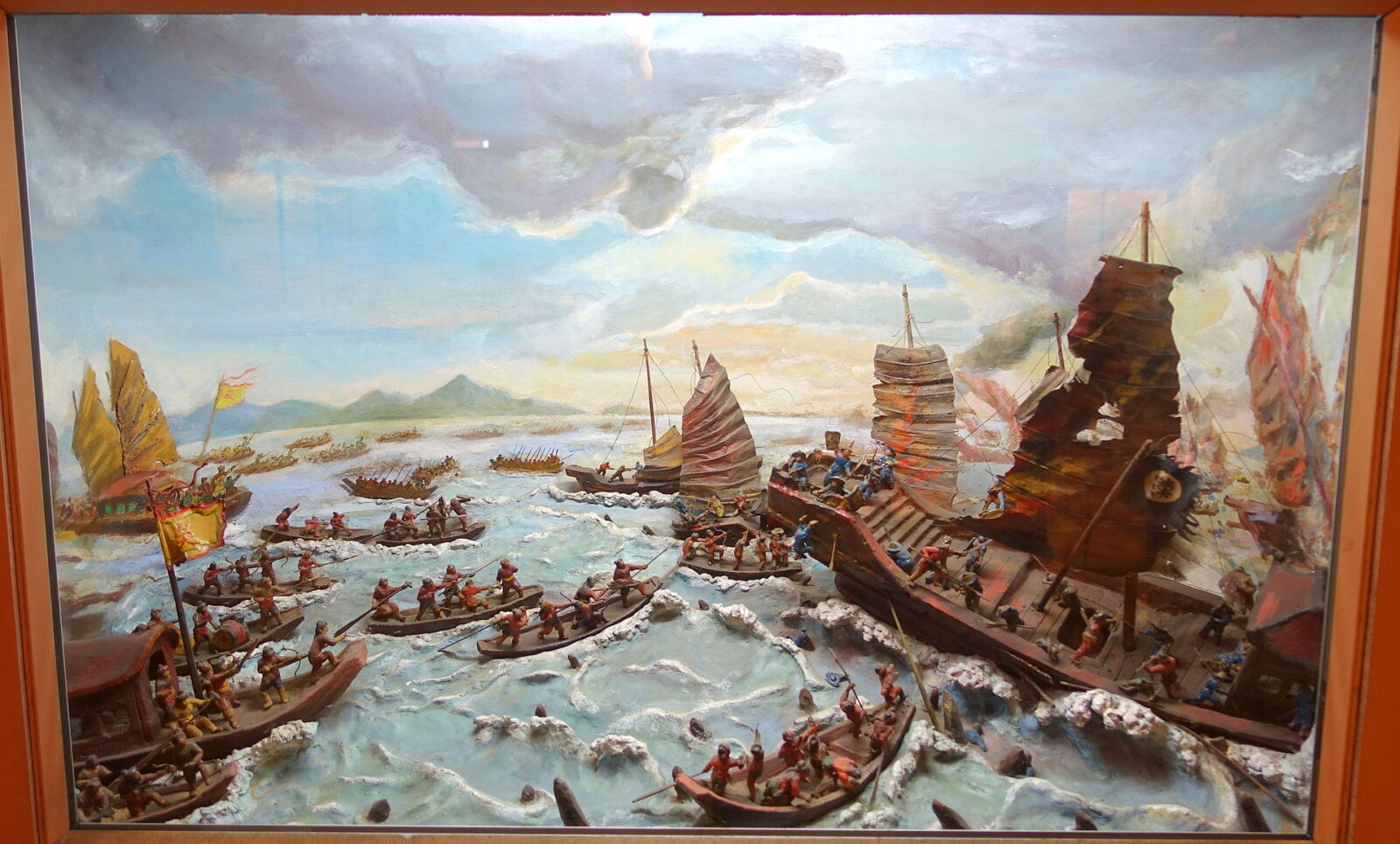 ベトナム国立歴史博物館に展示される938年白藤江戦の模型