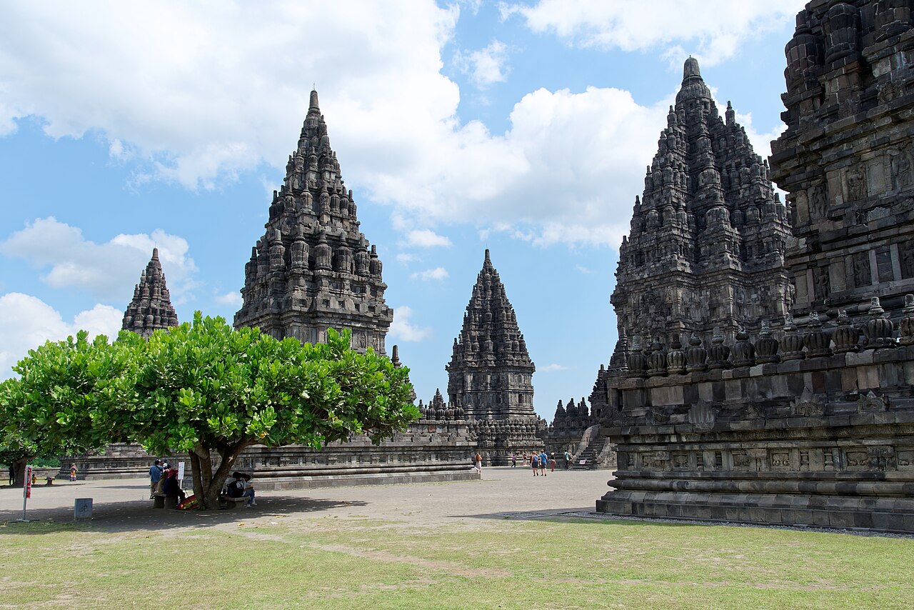 インドネシア・ジャワ島のプランバナン寺院群