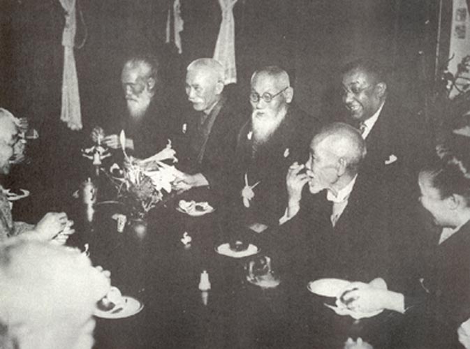 1915年、頭山満らがラス・ビハリ・ボースを囲んだ会合
