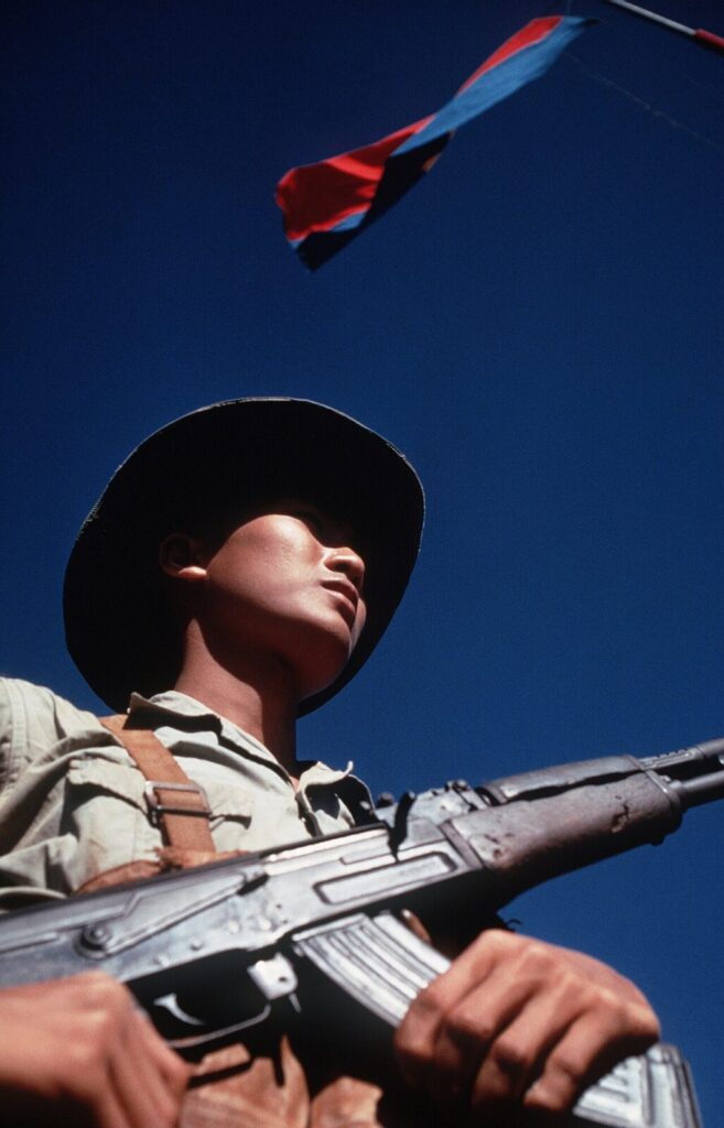 1973年2月、捕虜交換に参加する解放民族戦線兵士