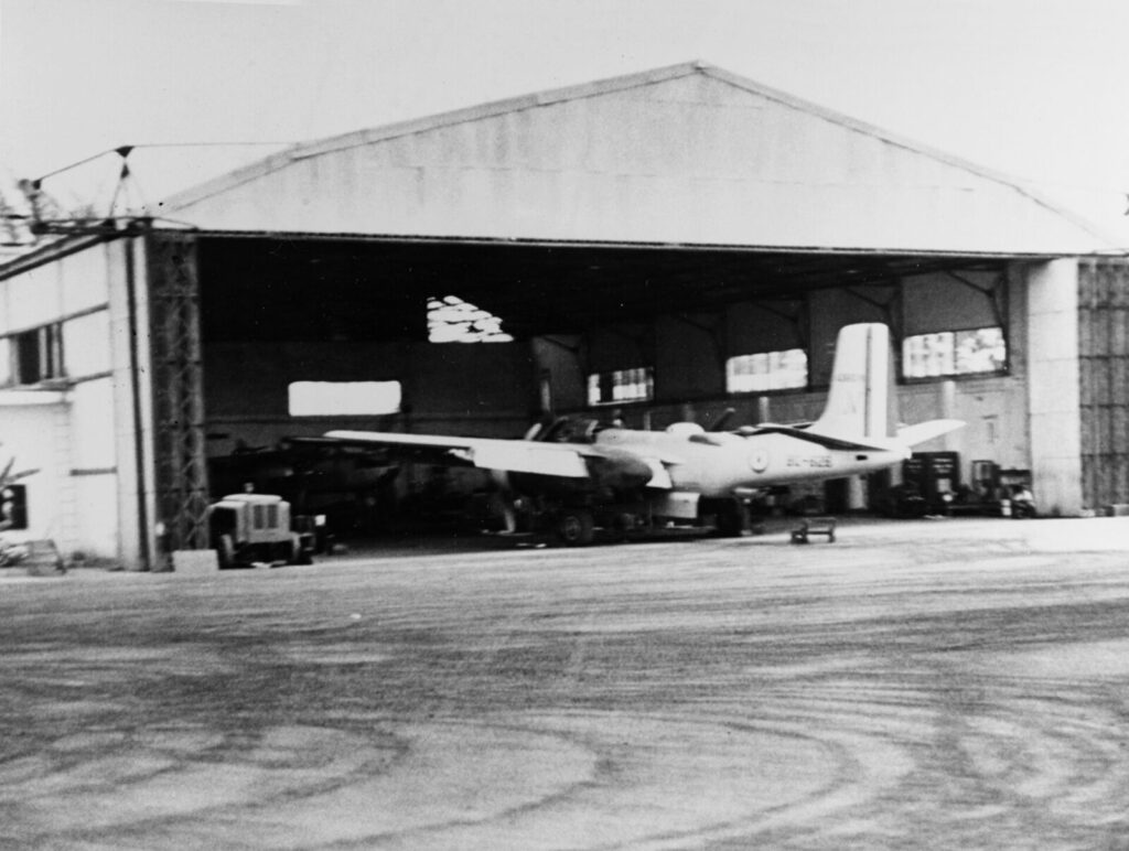 1954年4月、トゥーラン飛行場のフランス空軍A-26C攻撃機