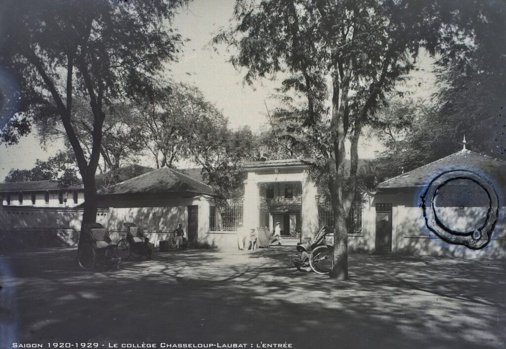 1920年代のサイゴンにあったシャスルー＝ローバ学校