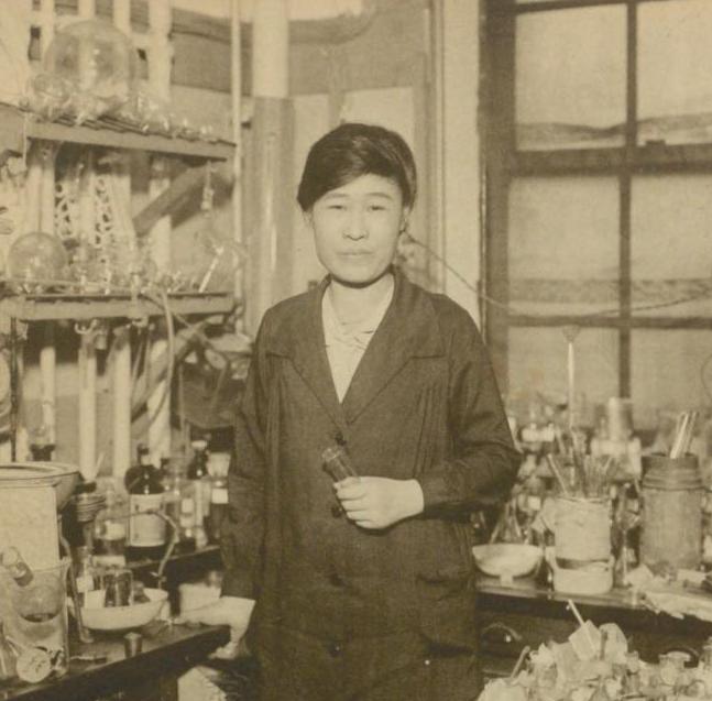1937年に撮影された化学者・黒田チカの肖像