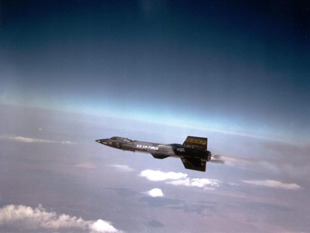 高高度を飛行するノースアメリカンX-15