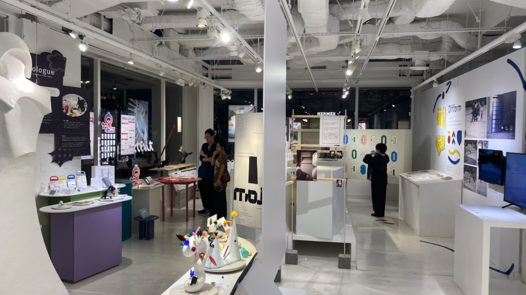 GOOD DESIGN MARUNOUCHI「オルタナティブG」の展示風景