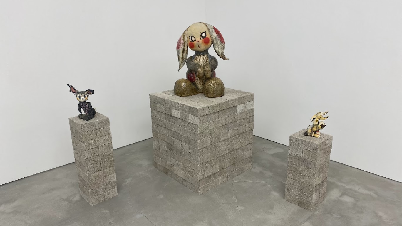 GYRE GALLERY In Good Company の中央彫刻作品
