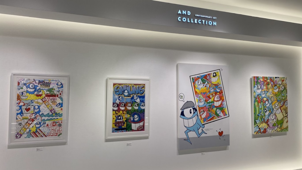 AND COLLECTION Contemporary Artの壁面展示
