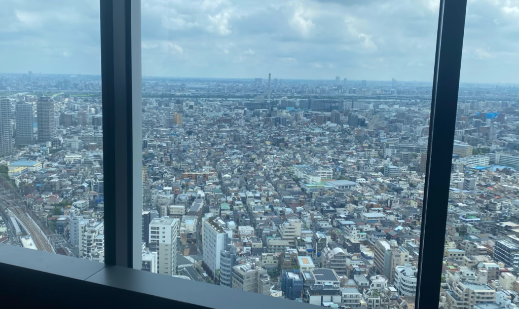 東京スカイツリータウン イーストタワー30階東側から見た東京東部の街並み