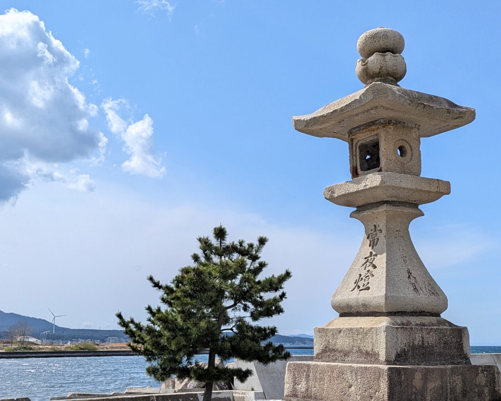 青森県野辺地町の常夜燈