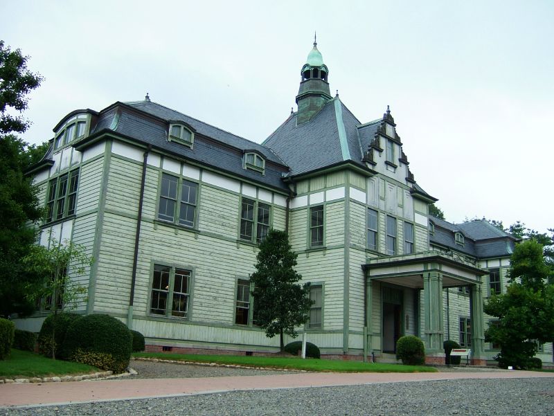 白金の北里研究所旧本館