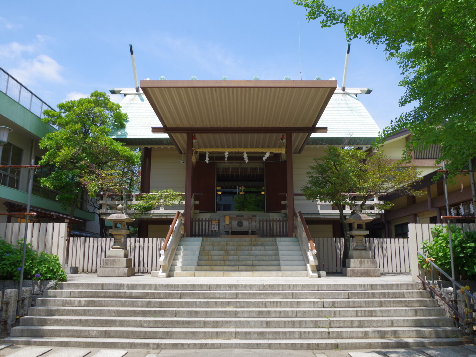 江東区森下にある深川神明宮の境内