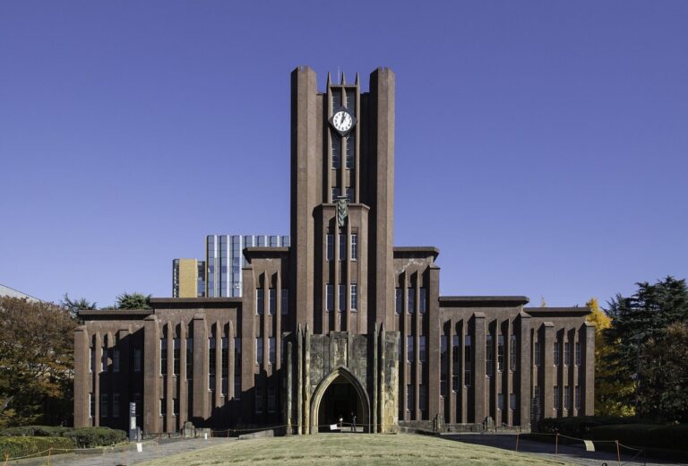 東大総長で読む東京大学の歴史|明治・戦争・東大紛争を動かした人々