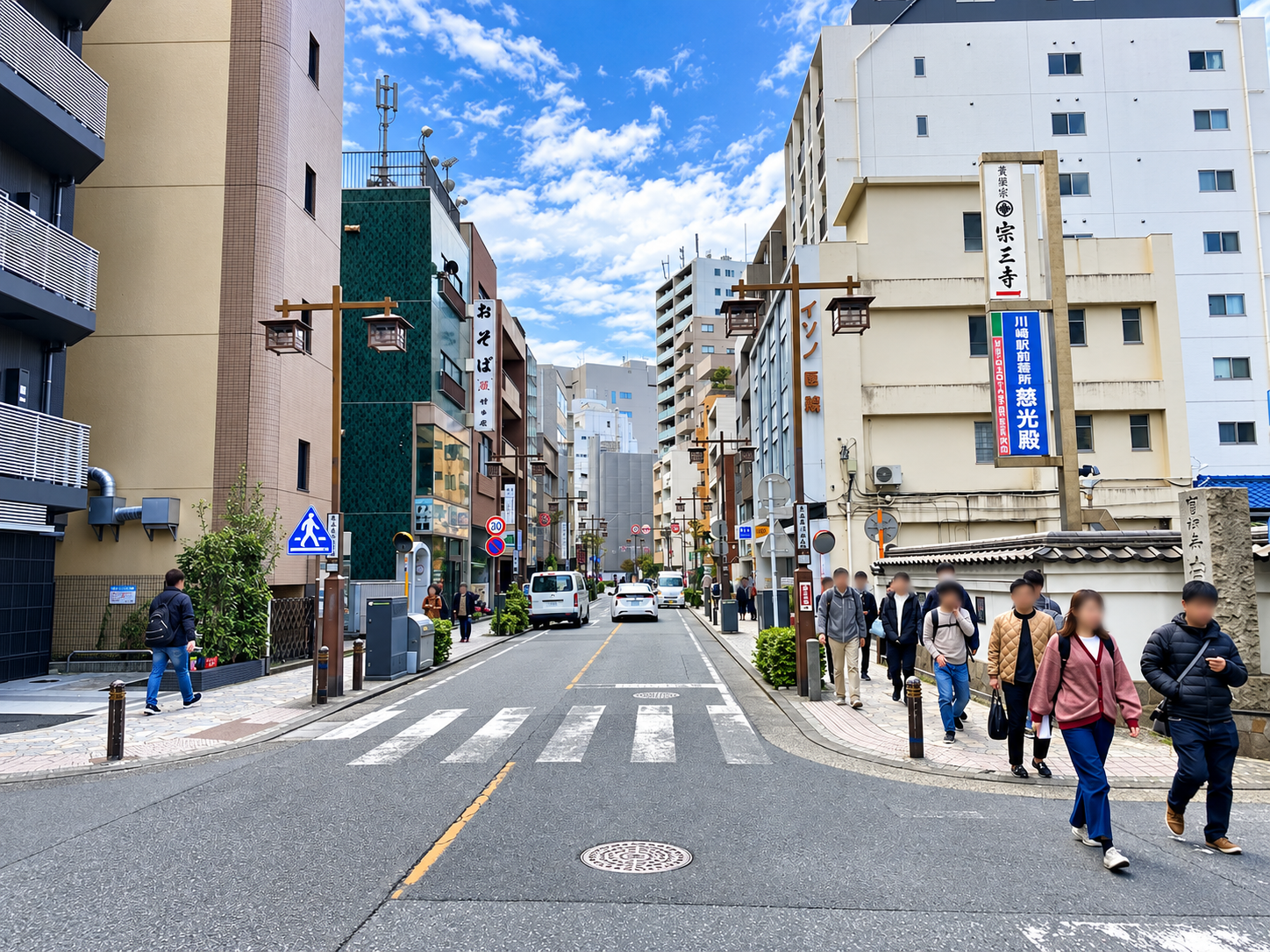 川崎宿の旧東海道沿いに立つ宗三寺と街道の風景