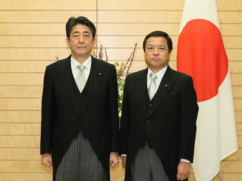福井照国務大臣