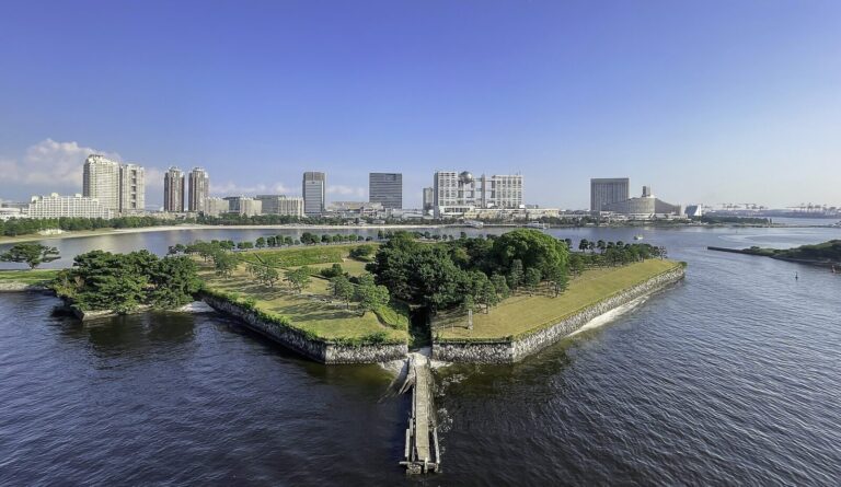 TOKYO ATLAS 2026とは?会場・アーティスト・見どころを台場・青海・天王洲の歴史から解説