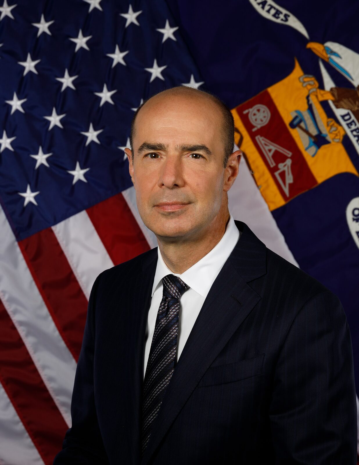 第1次トランプ政権のユージン・スカリア労働長官公式肖像