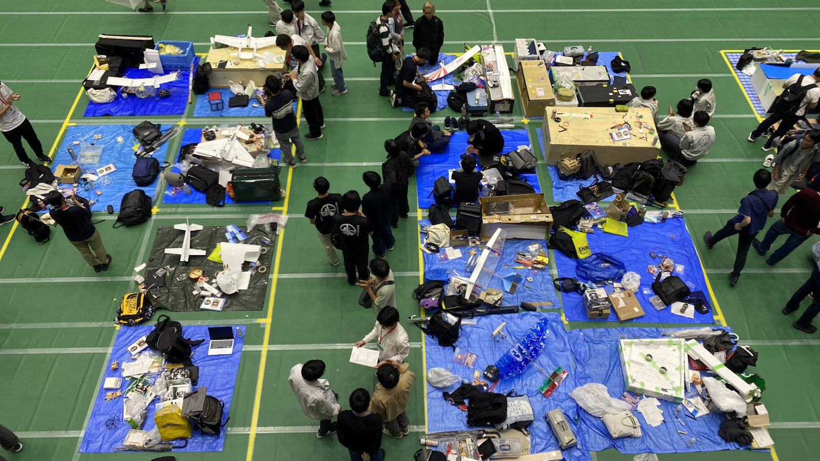統合部門の出場者待機エリア