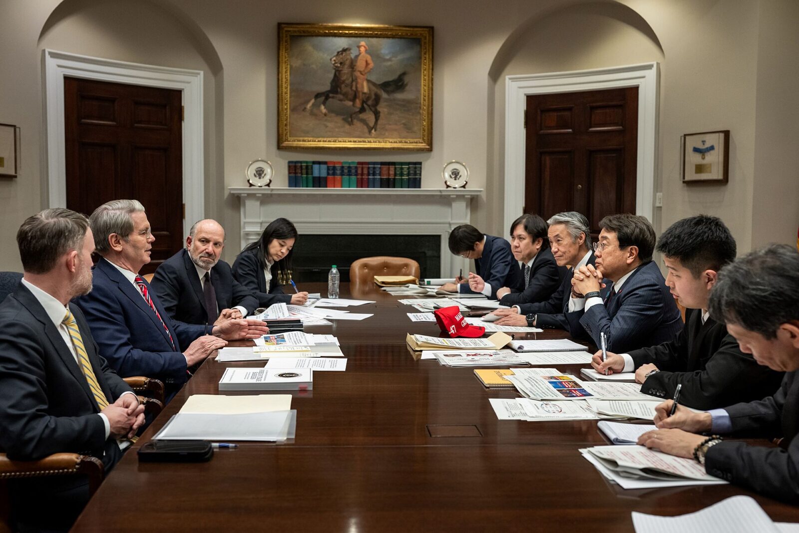 日米関税協議に臨む赤澤亮正経済再生担当大臣