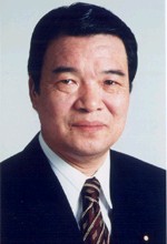 岩永峯一農林水産大臣