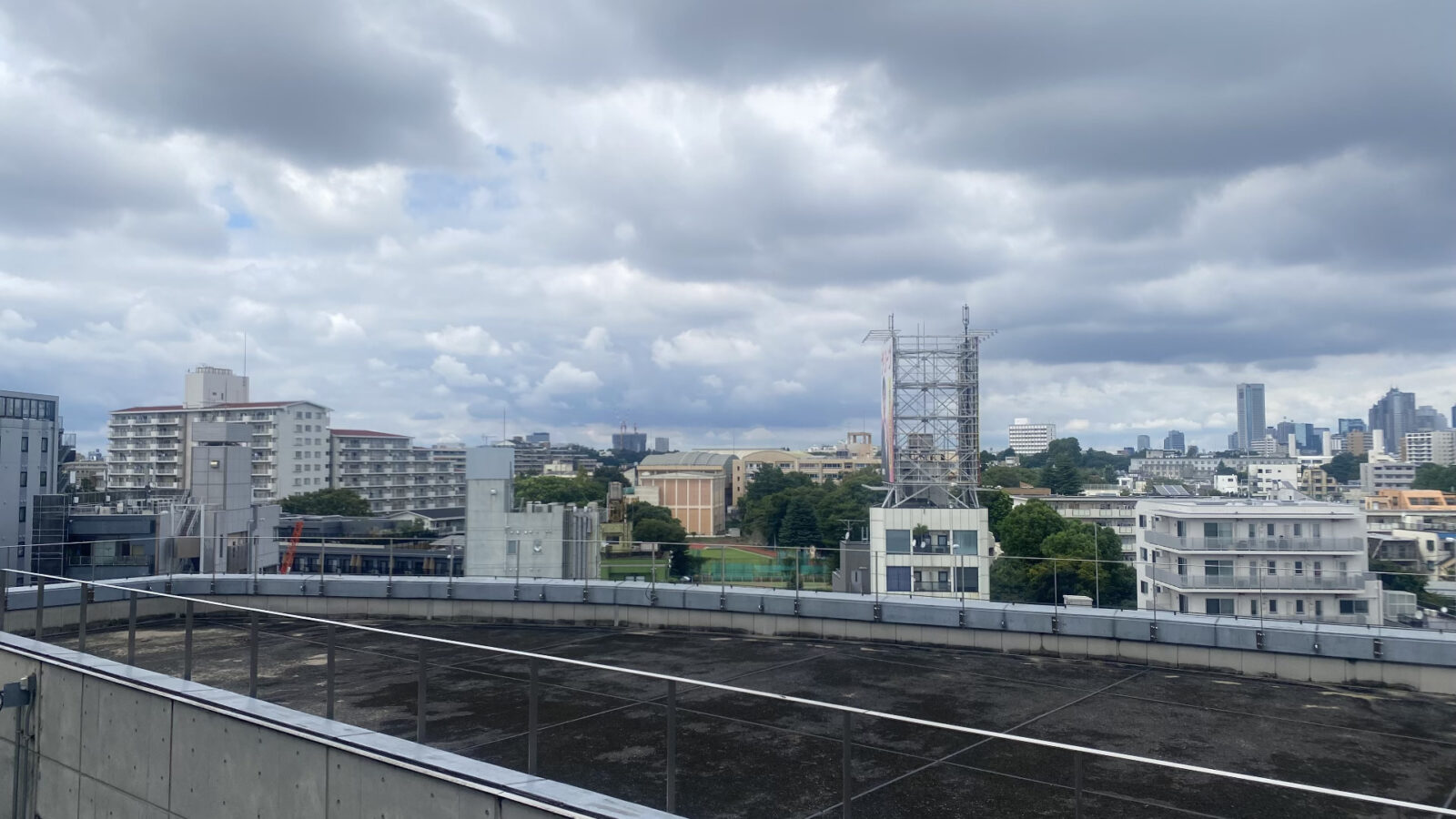 おおはし里の杜最高部から見た周辺市街地の眺望