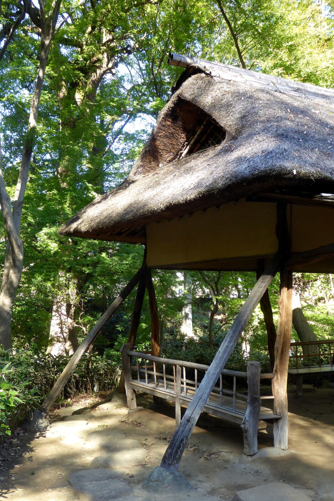 六義園のつつじ茶屋