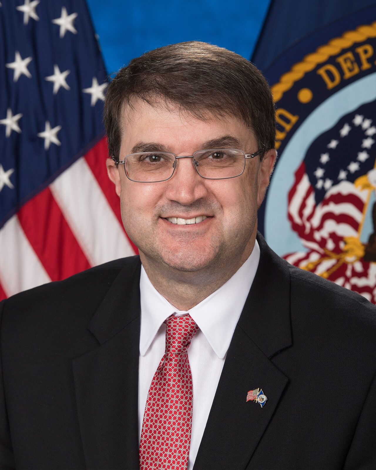 第1次トランプ政権のロバート・ウィルキー退役軍人長官公式肖像
