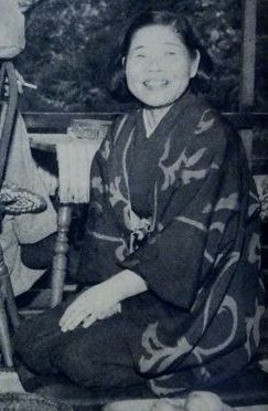 1948年の創造美術結成に参加した日本画家・秋野不矩の1955年の肖像