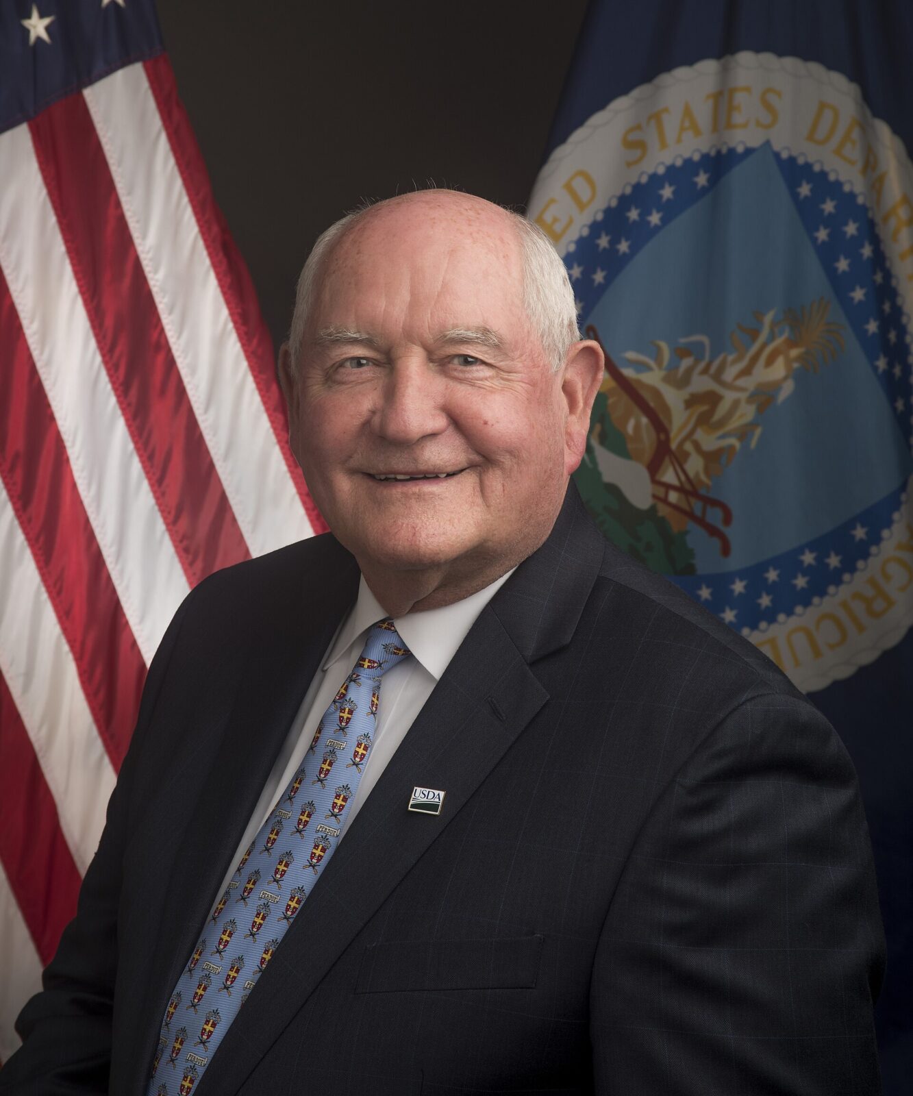 第1次トランプ政権のソニー・パーデュー農務長官公式肖像