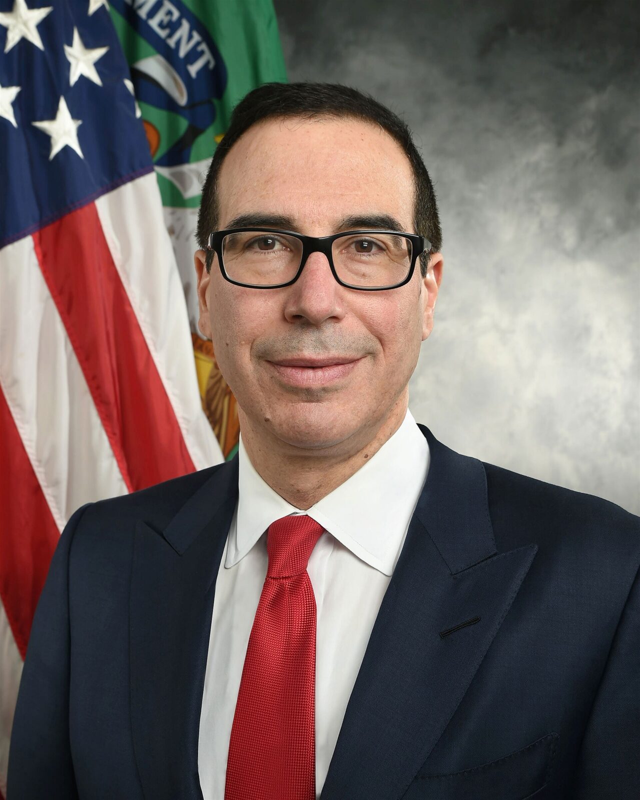 第1次トランプ政権のスティーブン・ムニューシン財務長官公式肖像
