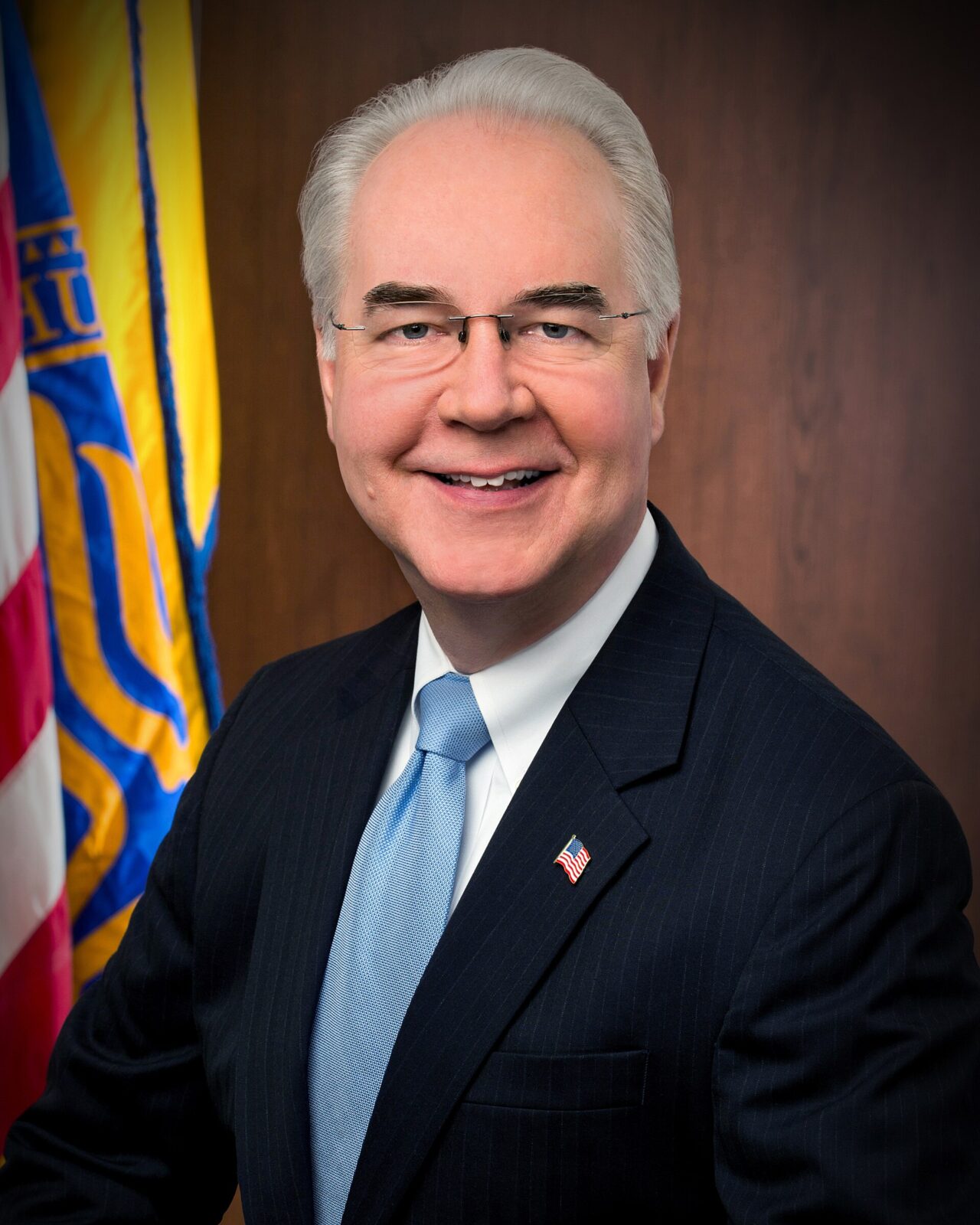 第1次トランプ政権のトム・プライス保健福祉長官公式肖像