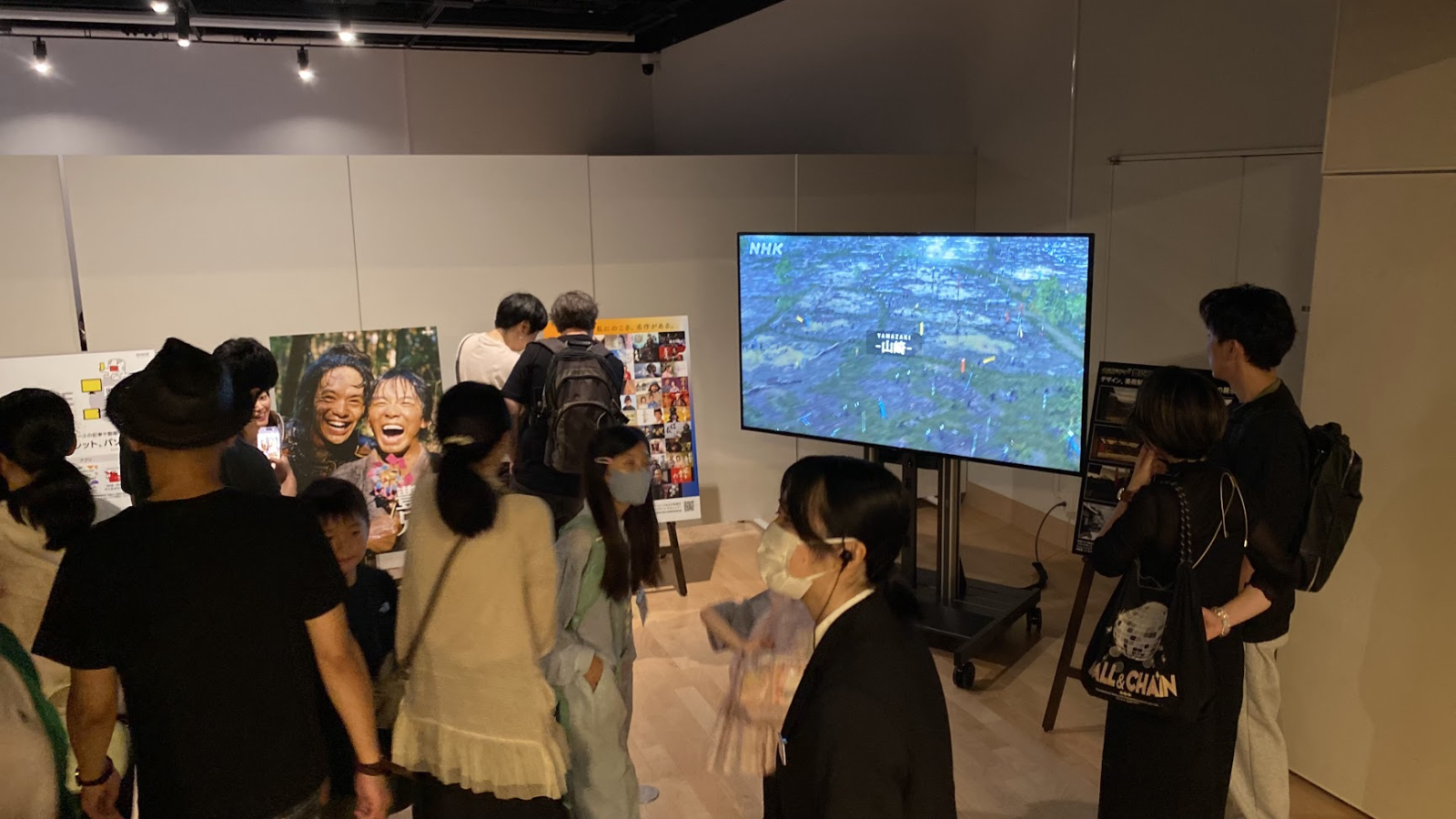 江戸東京博物館「豊臣兄弟!」展の映像展示と来館者