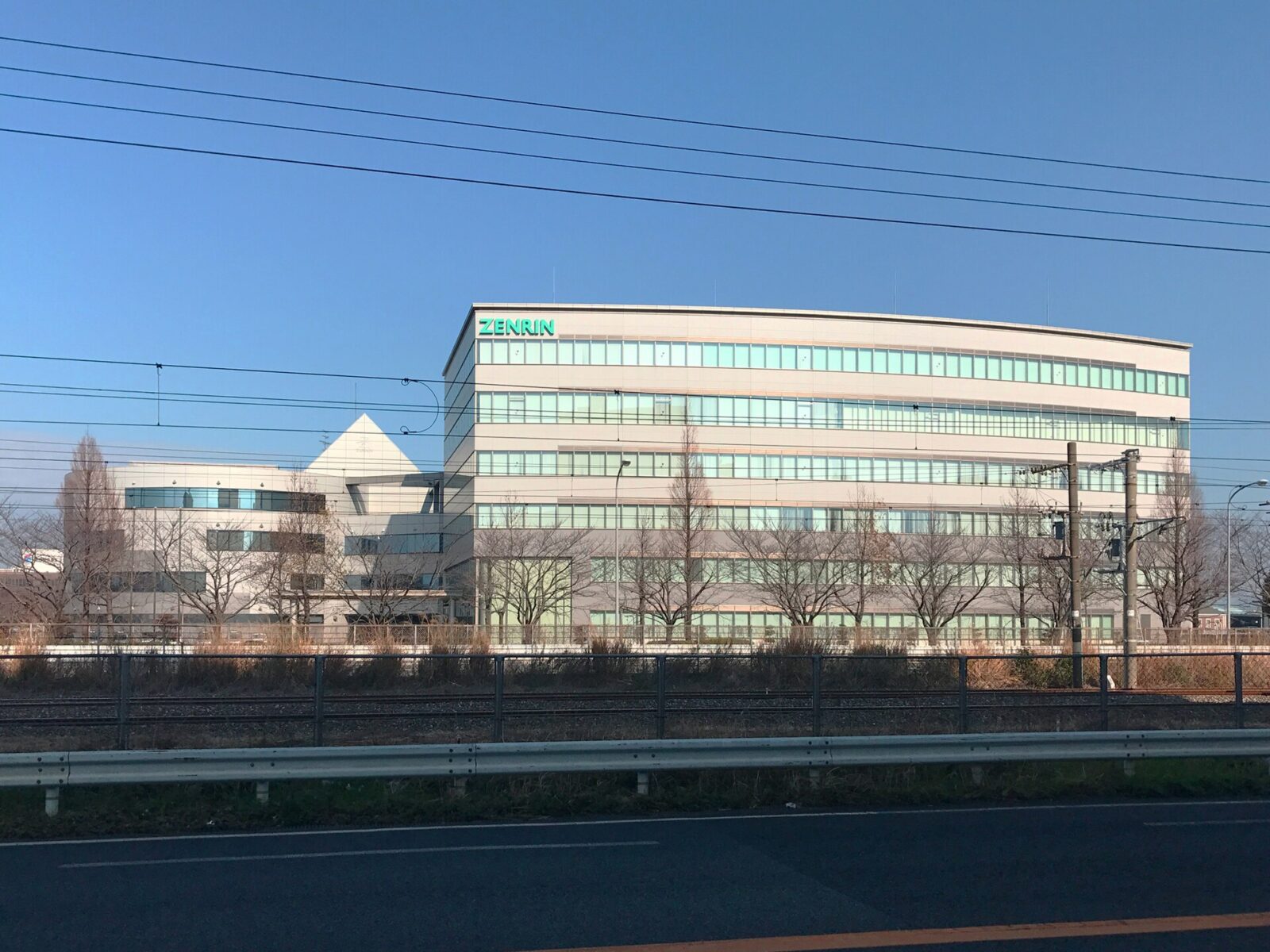 北九州市にある株式会社ゼンリン本社ビル