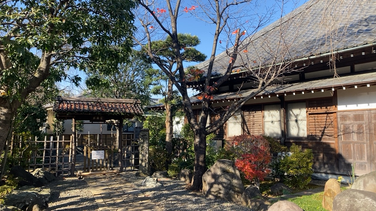 長谷寺境内の木造建築と植栽、庭園