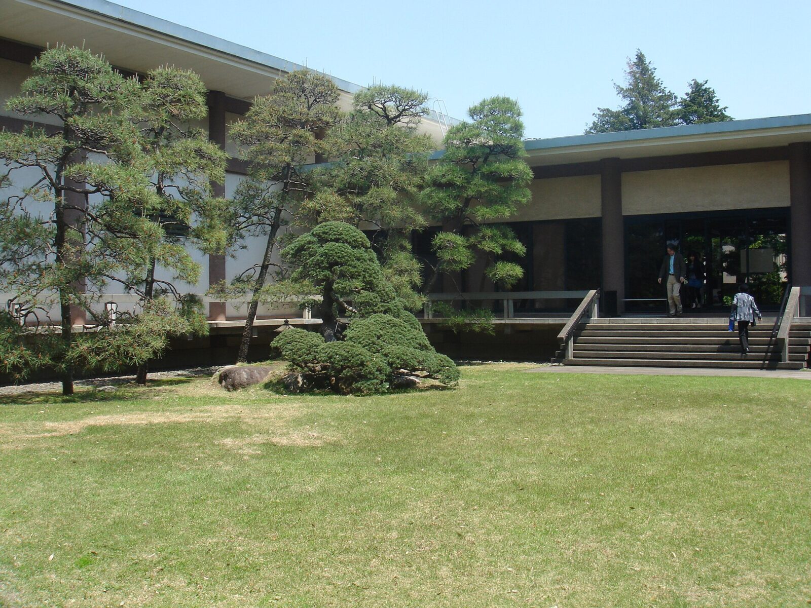 上野毛にある五島美術館の本館